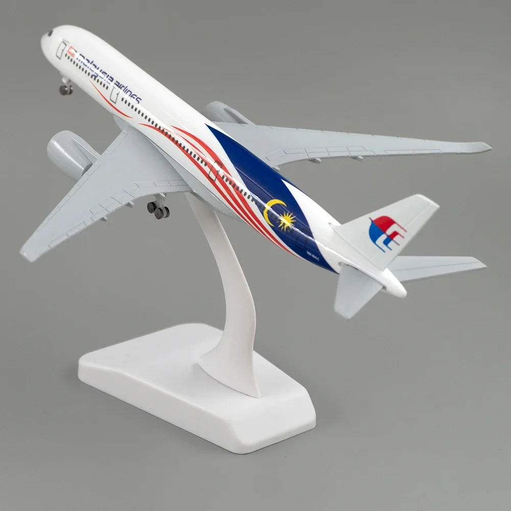 20cm Aircraft Airbus Malaysia  - مراجعة Kids Toys Malaysia وسعره