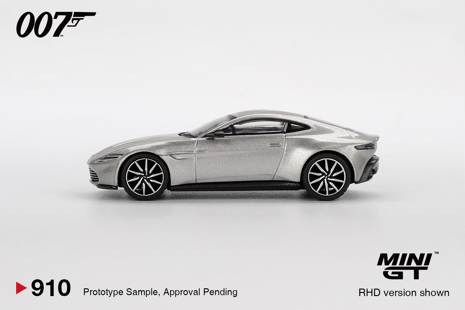 MINIGT 1/64 Aston Martin DB10  - مراجعة Kids Toys Boys وسعره