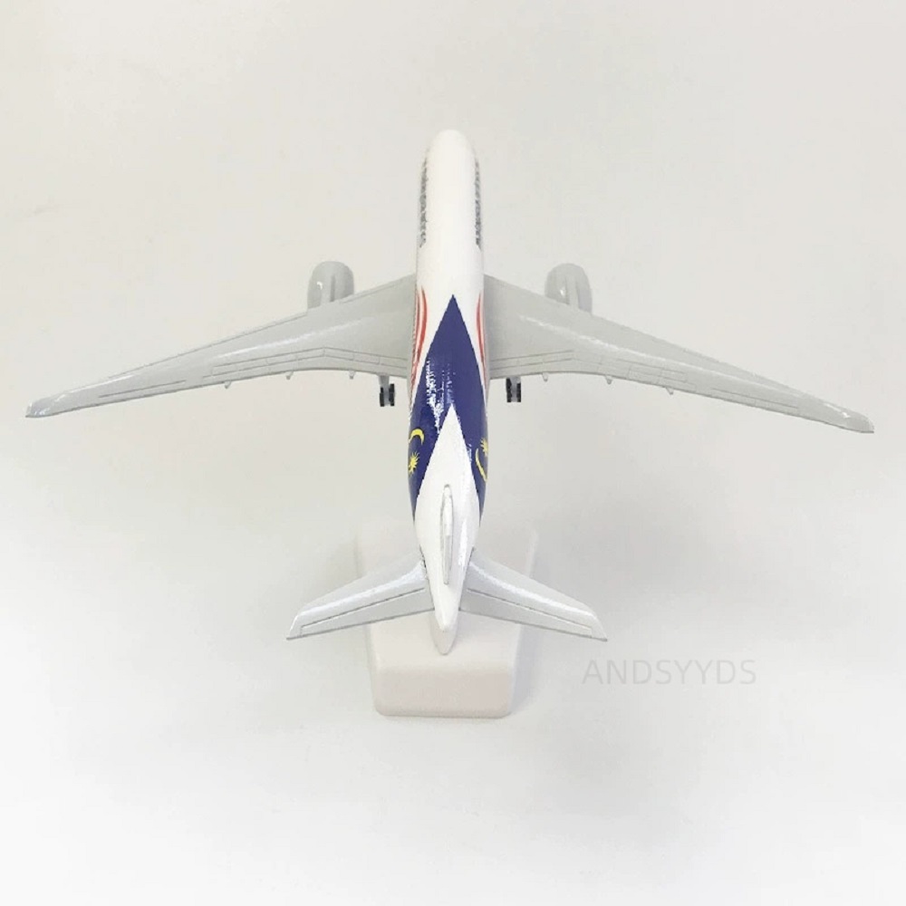 20cm 1/400 Metal Scale Aircraf - مراجعة Kids Toys Malaysia وسعره